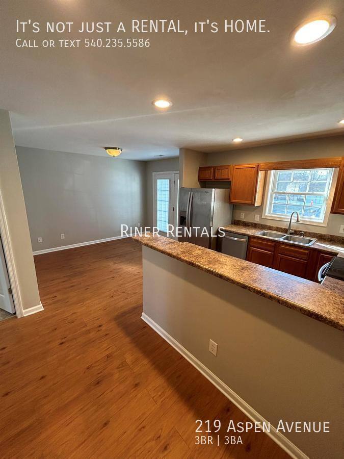 Townhouse for rent at 219 Aspen Ave, Grottoes, VA 24441