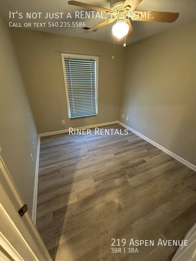 Townhouse for rent at 219 Aspen Ave, Grottoes, VA 24441