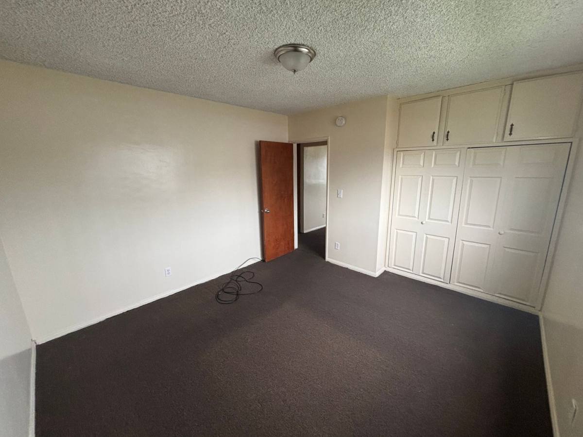 Apartment for rent at 8866 S Wall St, Los Angeles, CA 90003