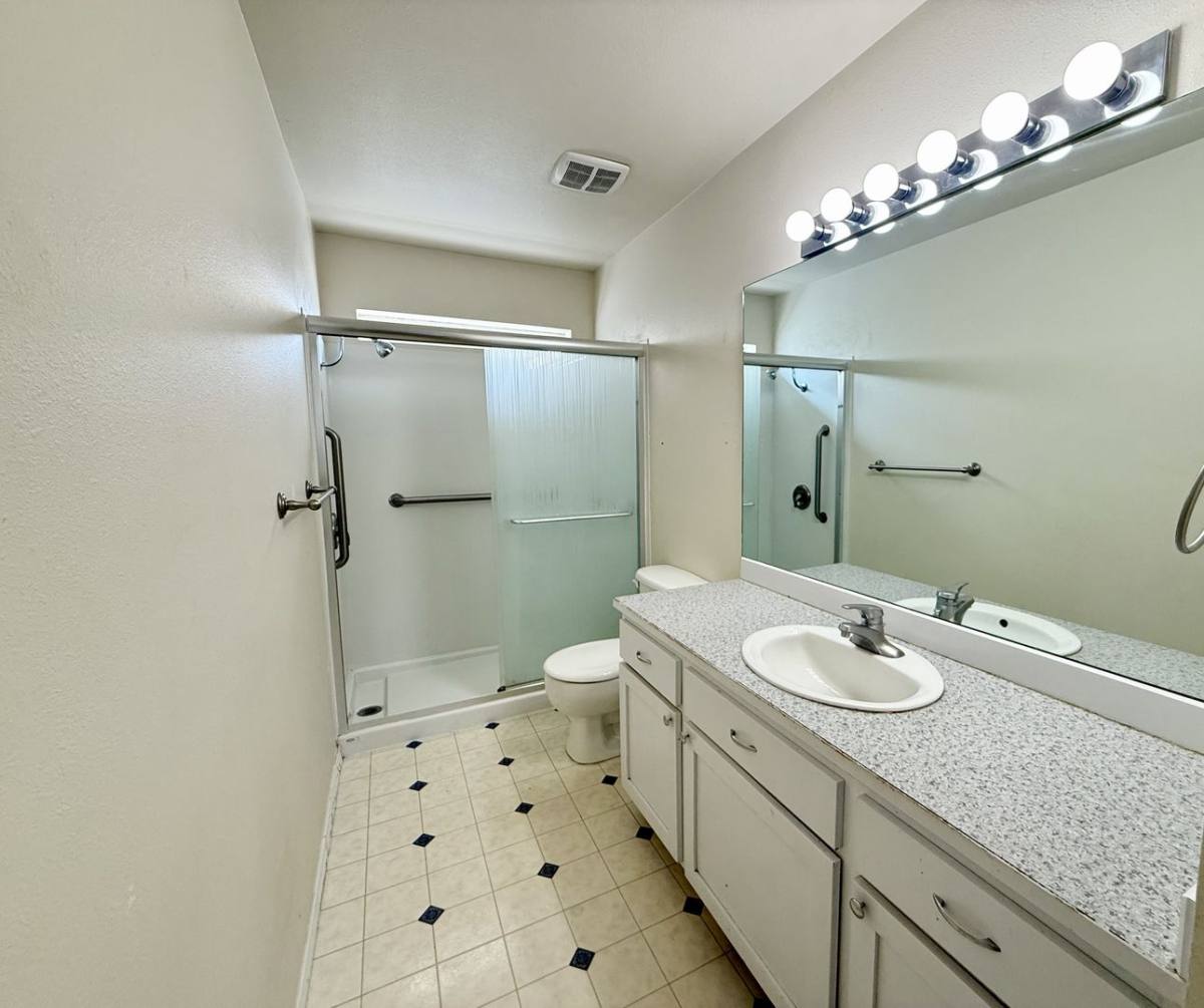 House for rent at 608 W 16th Ave, Ellensburg, WA 98926