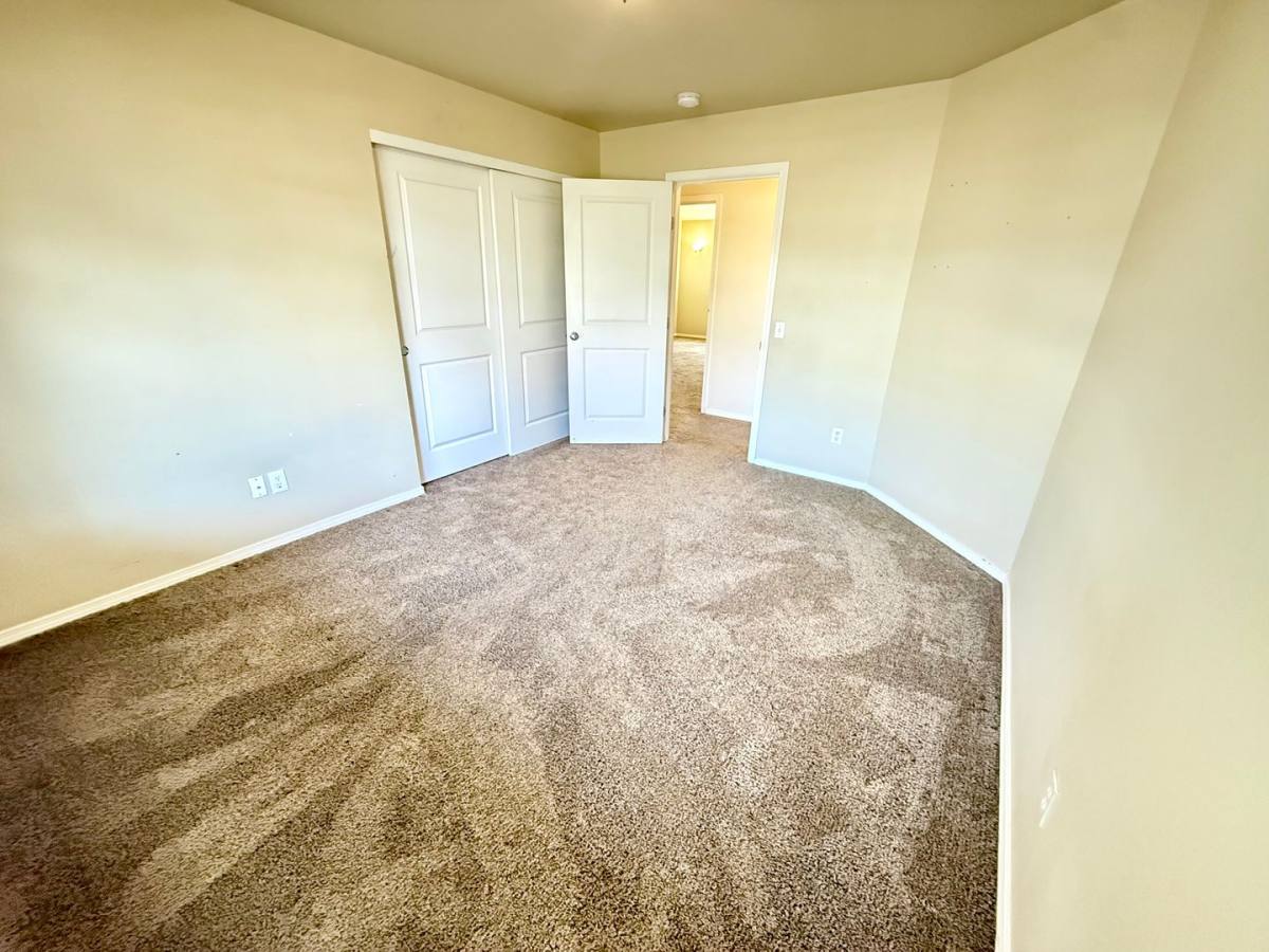 House for rent at 608 W 16th Ave, Ellensburg, WA 98926