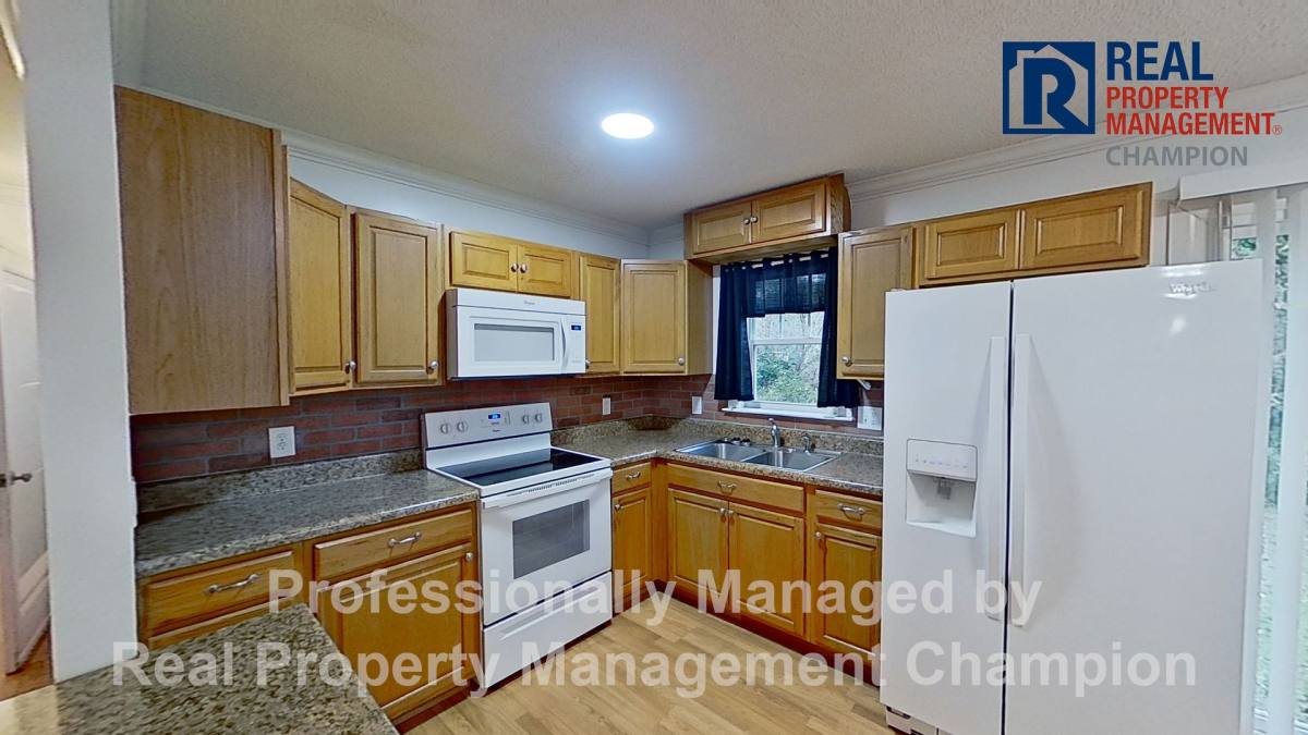 Apartment for rent at 625 Mohican Trail, Wilmington, NC 28409
