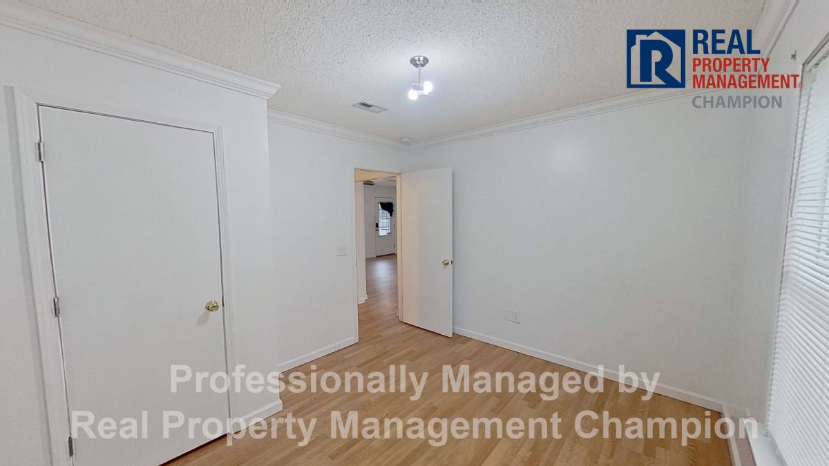 Apartment for rent at 625 Mohican Trail, Wilmington, NC 28409