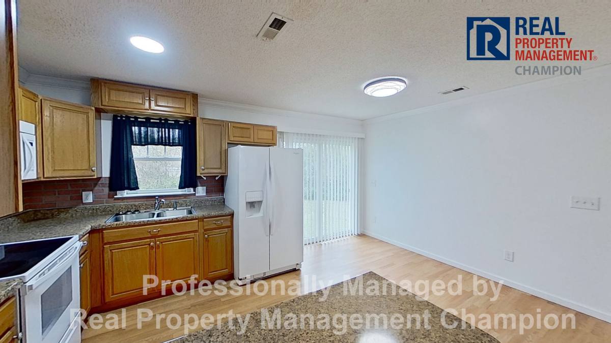 Apartment for rent at 625 Mohican Trail, Wilmington, NC 28409