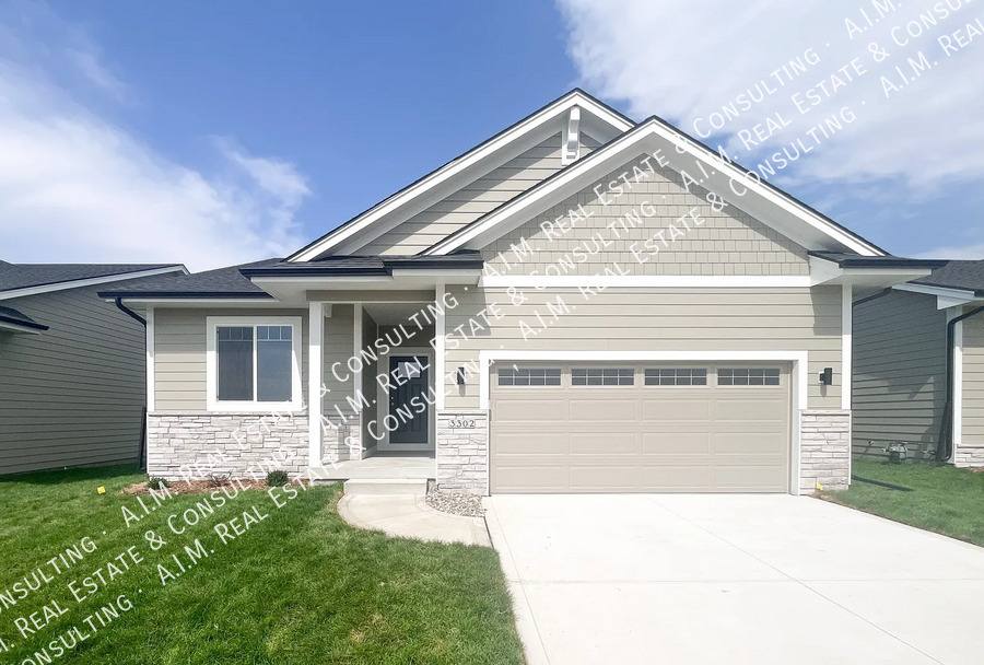 Townhouse for rent at 3212 NE Fawn Lane, Ankeny, IA 50021