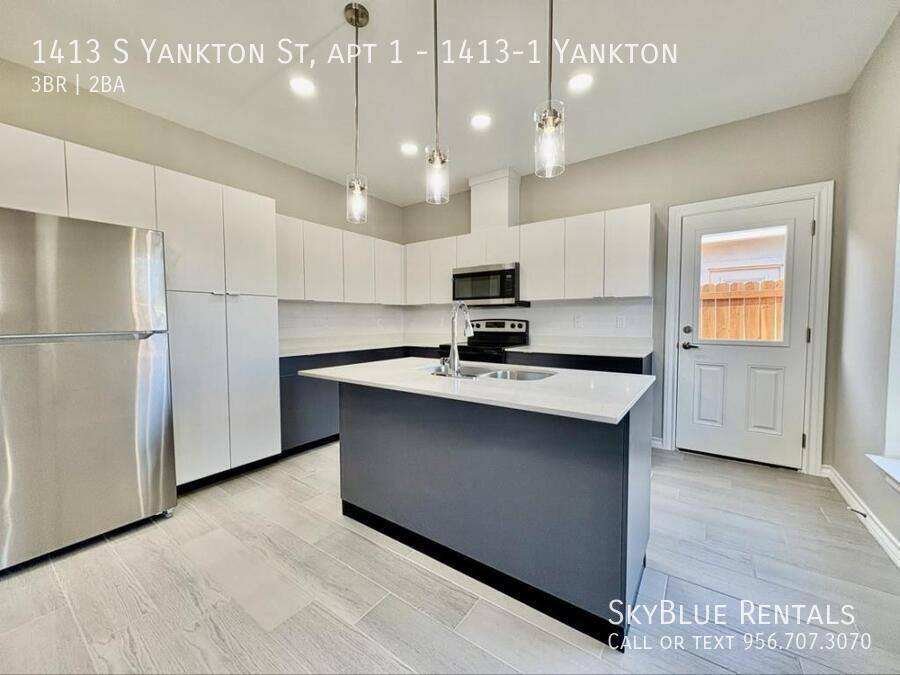 Apartment for rent at 1413 S Yankton St #1, Mission, TX 78573