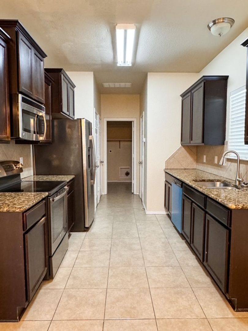 House for rent at 1237 Briscoe Court, Copperas Cove, TX 76522