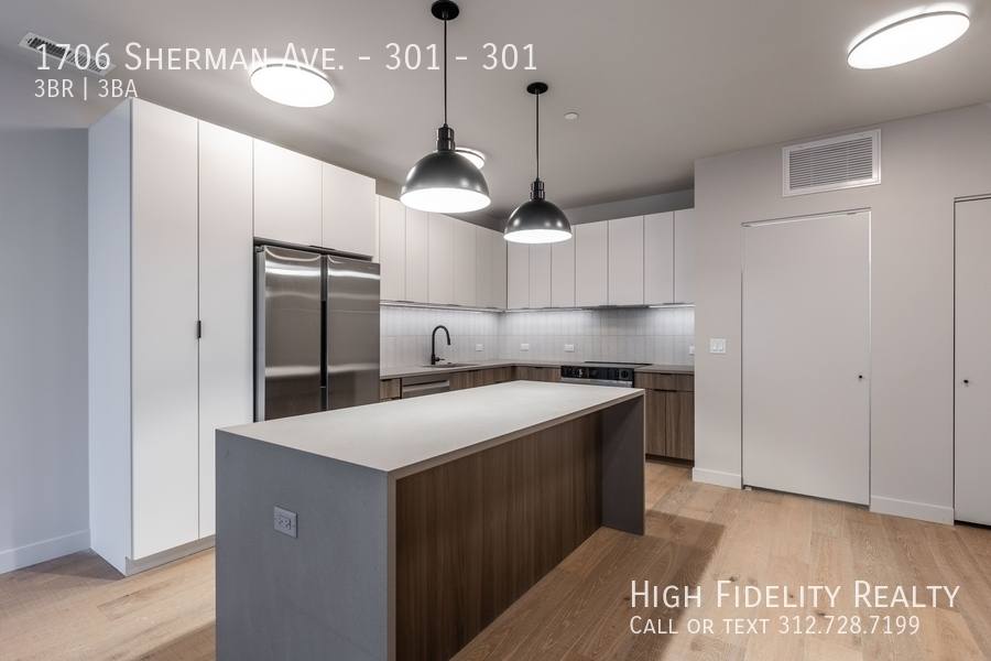 Condo for rent at 1706 Sherman Ave #301, Evanston, IL 60201