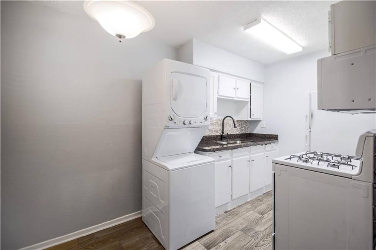 Condo for rent at 2401 Manor Rd #102, Austin, TX 78722