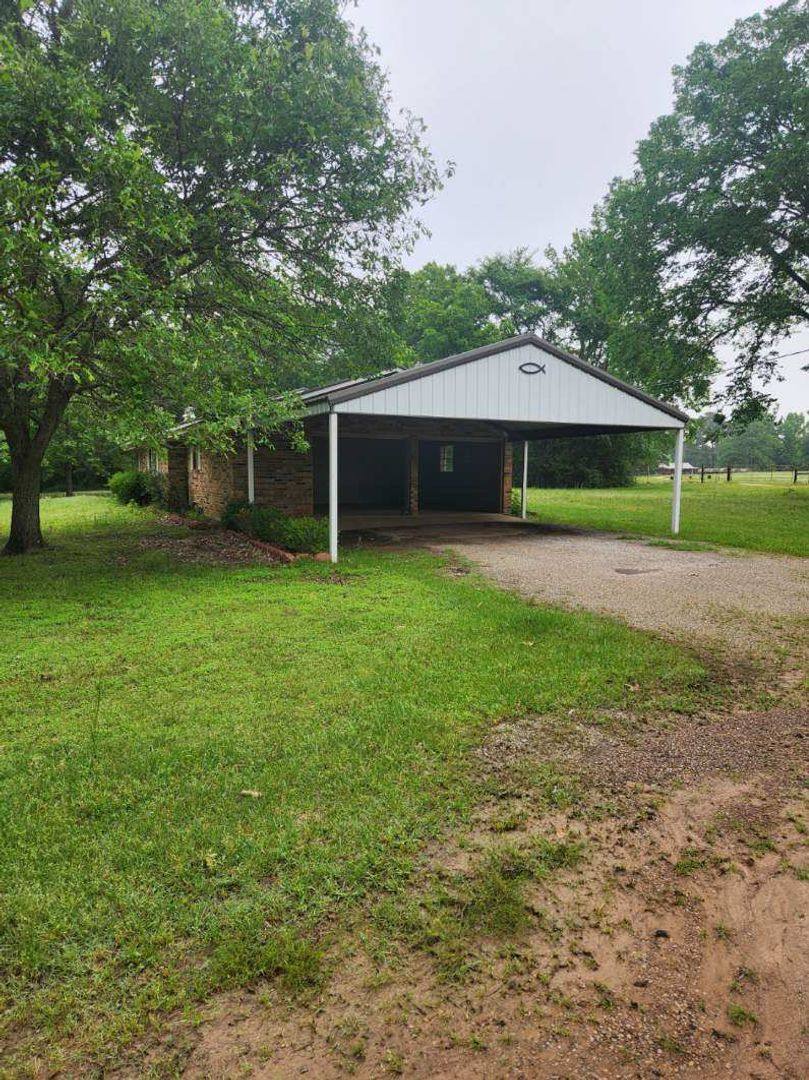 House for rent at 8174 FM, Mount Pleasant, TX 75455
