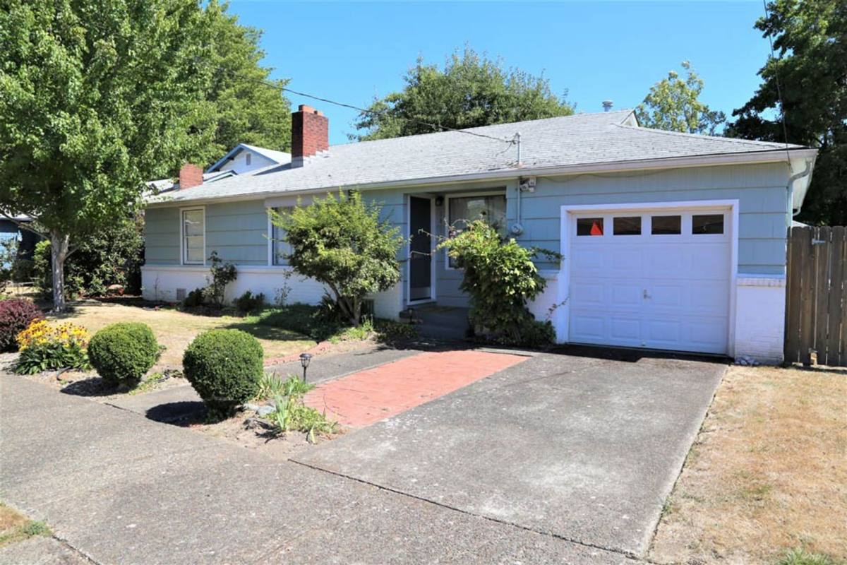 1011 NW 34th St, Corvallis, OR 97330 - House for Rent - Image 2