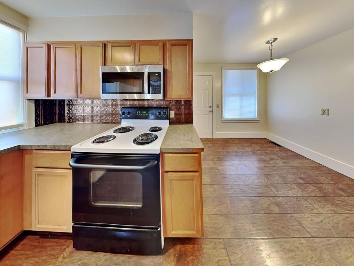 House for rent at 914 E Indiana, Spokane, WA 99207