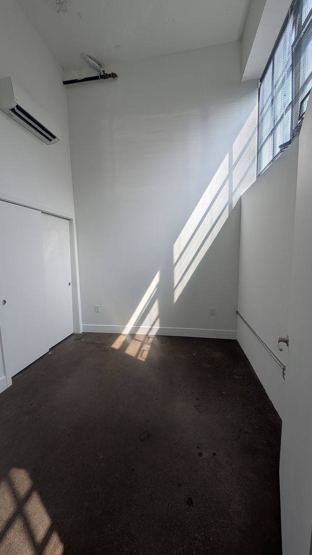 Apartment for rent at 435 Tyler St, Trenton, NJ 08609