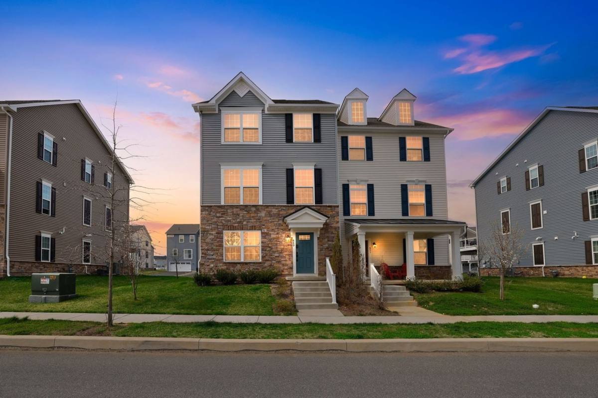 Townhouse for rent at 649 Lewes Landing Rd, Middletown, DE 19709