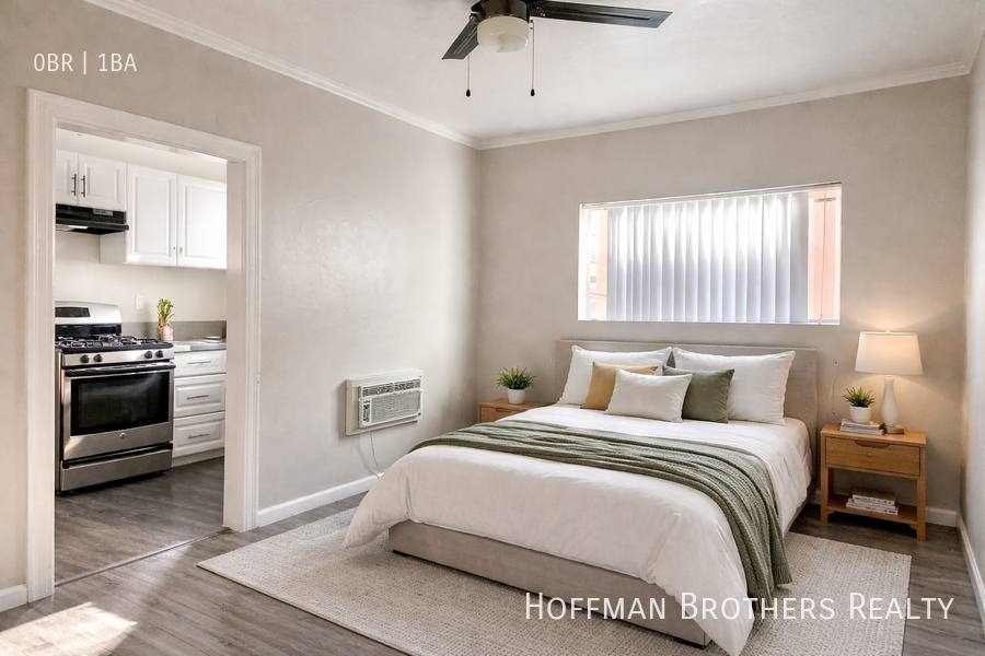 Apartment for rent at 2737 Francis Ave #308, Los Angeles, CA 90005