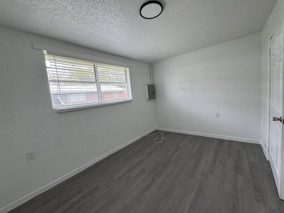 Apartment for rent at 803-828 Floyd St NE, Live Oak, FL 32064