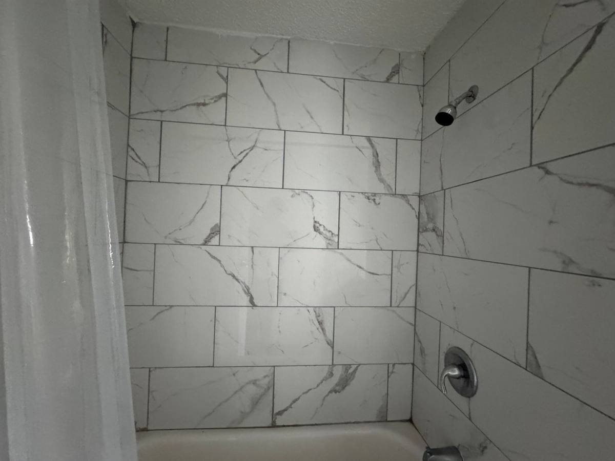 Apartment for rent at 803-828 Floyd St NE, Live Oak, FL 32064