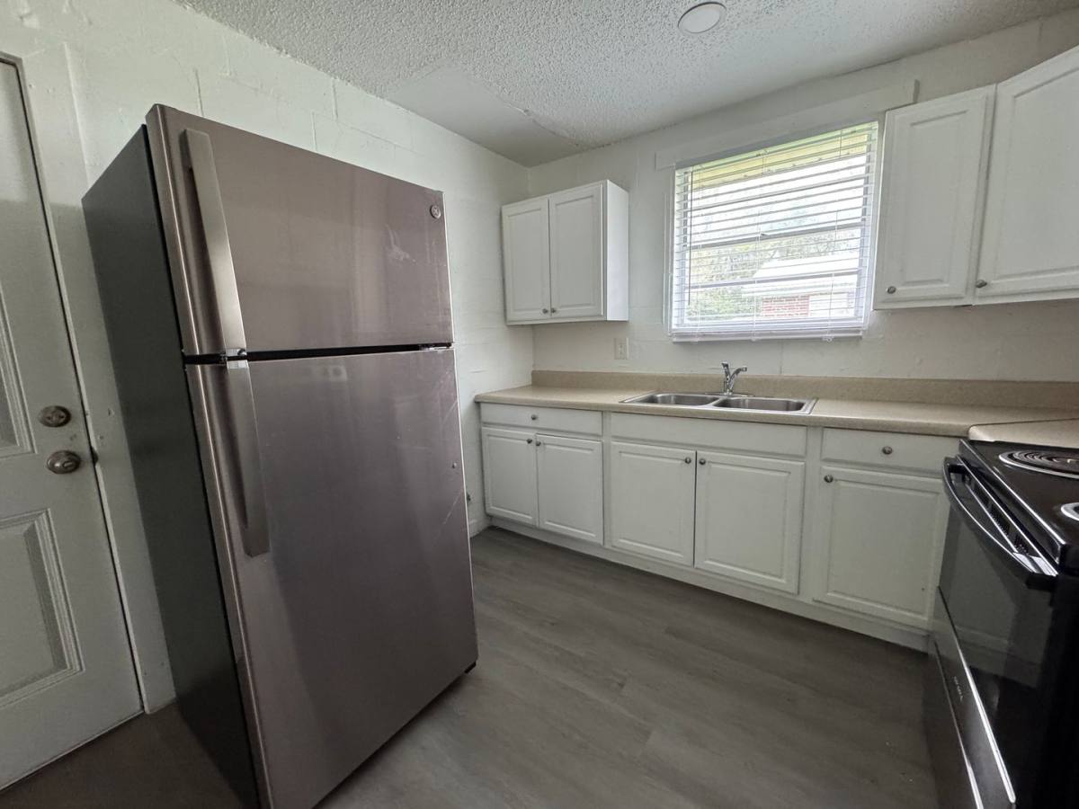 Apartment for rent at 803-828 Floyd St NE, Live Oak, FL 32064