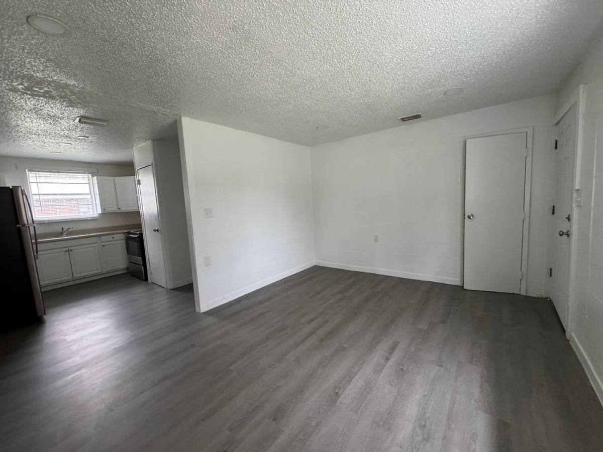 Apartment for rent at 803-828 Floyd St NE, Live Oak, FL 32064