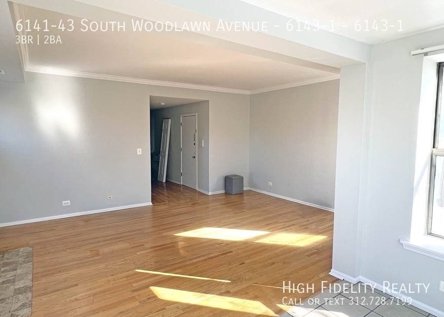 Apartment for rent at 6141-43 S Woodlawn Ave #1, Chicago, IL 60637