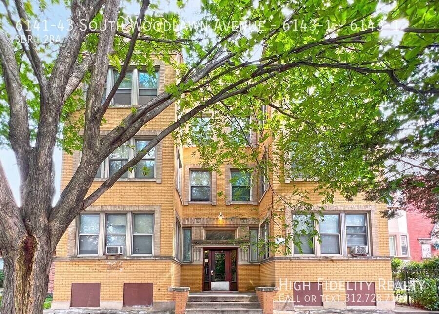 Apartment for rent at 6141-43 S Woodlawn Ave #1, Chicago, IL 60637