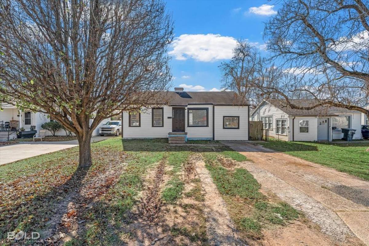 House for rent at 2400 Broadway Dr, Bossier City, LA 71111