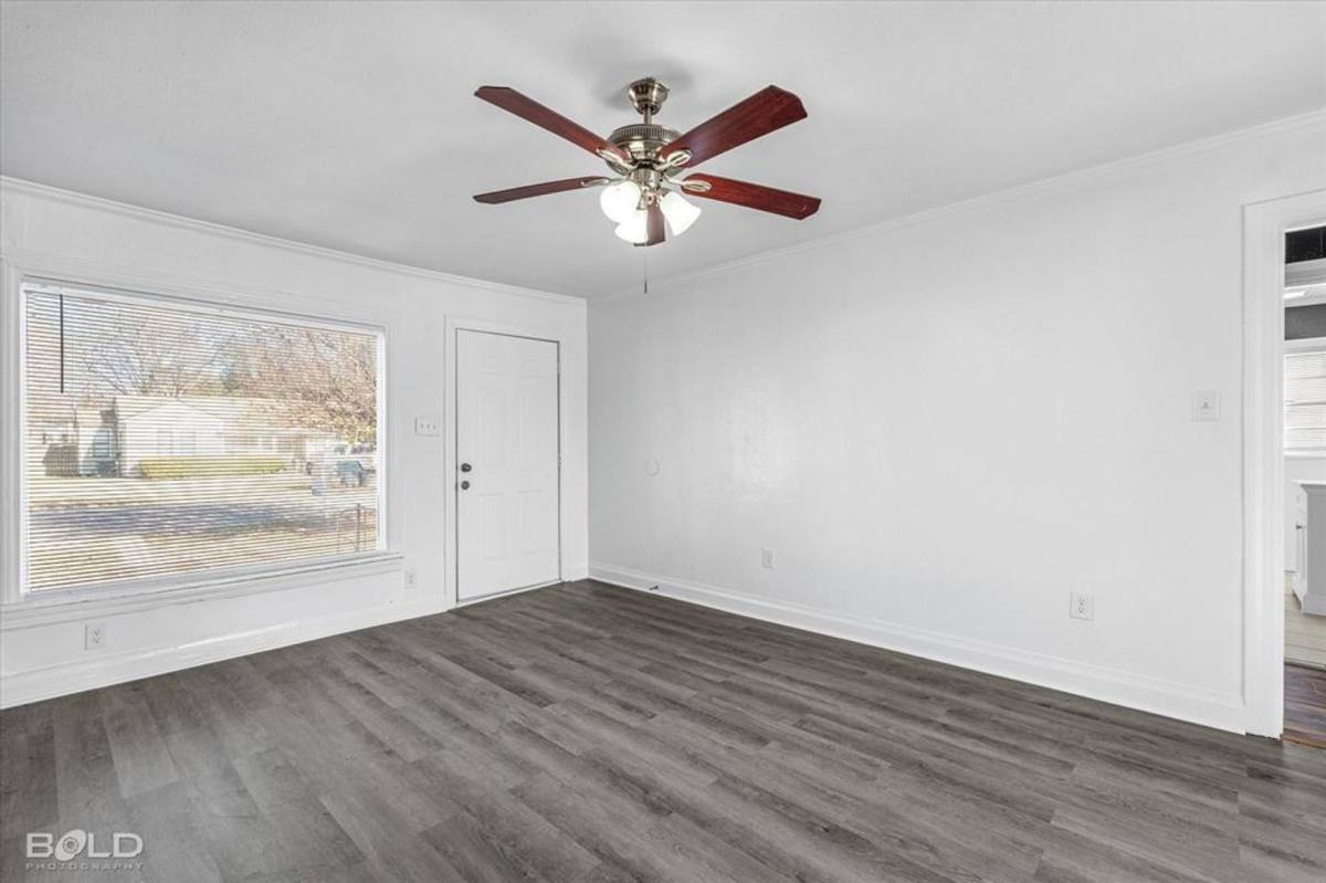 House for rent at 2400 Broadway Dr, Bossier City, LA 71111