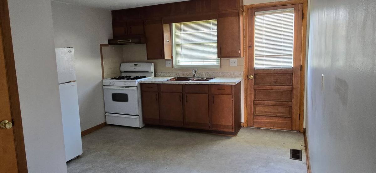 Apartment for rent at 510 Nicely Place, Parkersburg, WV 26101