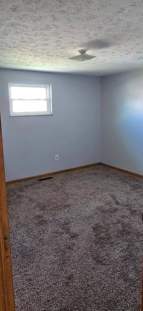 Apartment for rent at 510 Nicely Place, Parkersburg, WV 26101