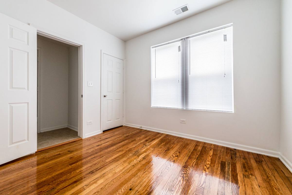 Apartment for rent at 7406 S Perry Ave, Chicago, IL 60621