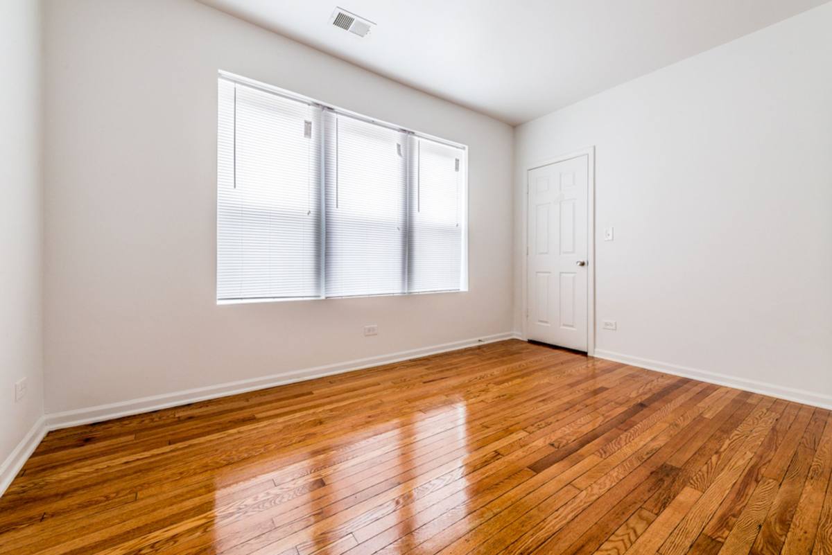 Apartment for rent at 7406 S Perry Ave, Chicago, IL 60621