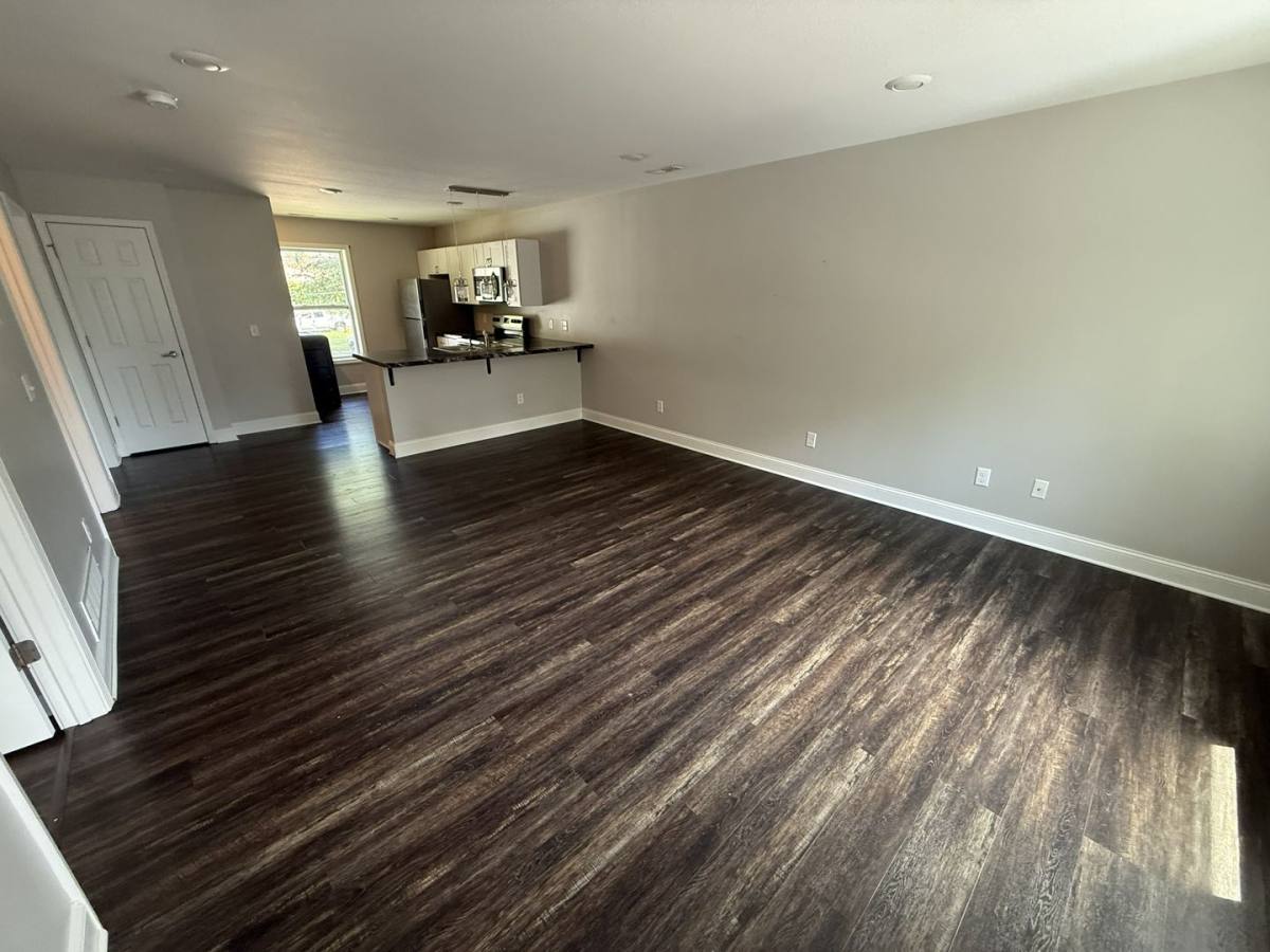 Apartment for rent at 1800 Sun Valley Rd, Saint Joseph, MO 64507