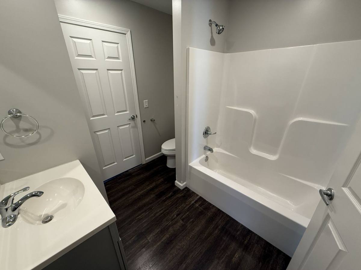 Apartment for rent at 1800 Sun Valley Rd, Saint Joseph, MO 64507