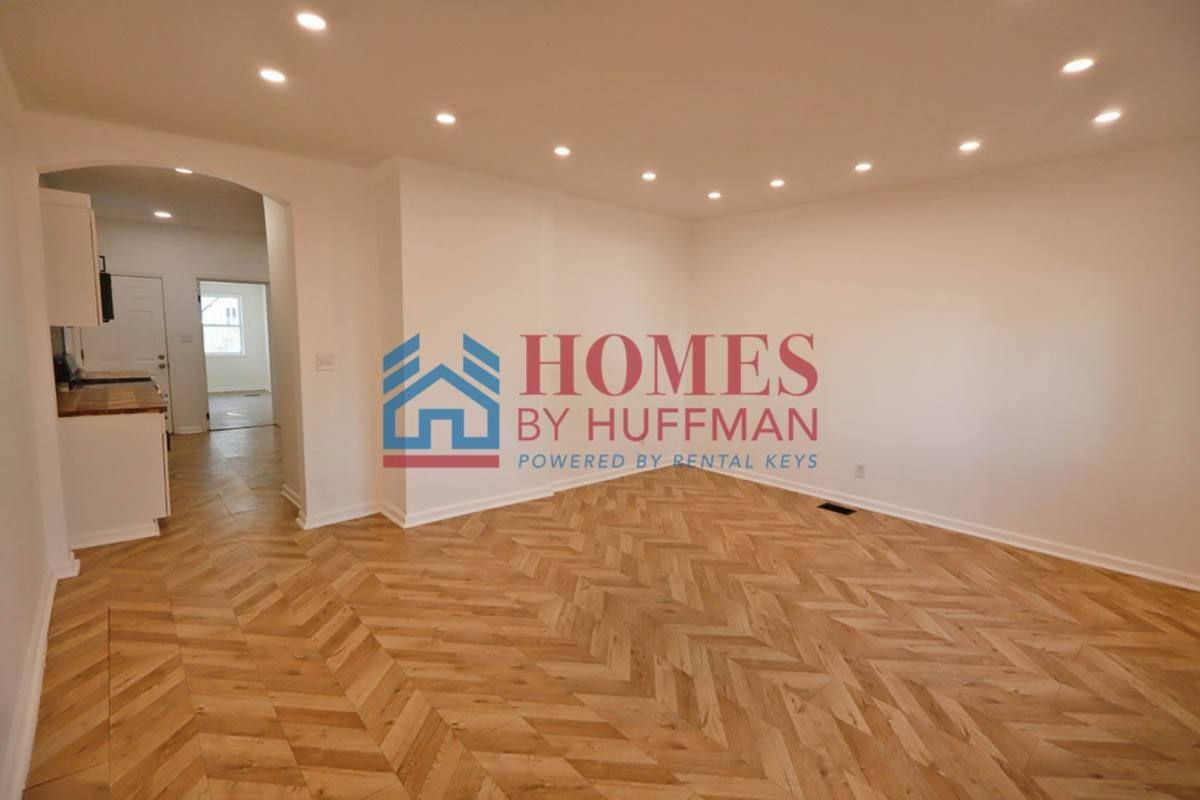 Apartment for rent at 910 Harriet St, Evansville, IN 47710