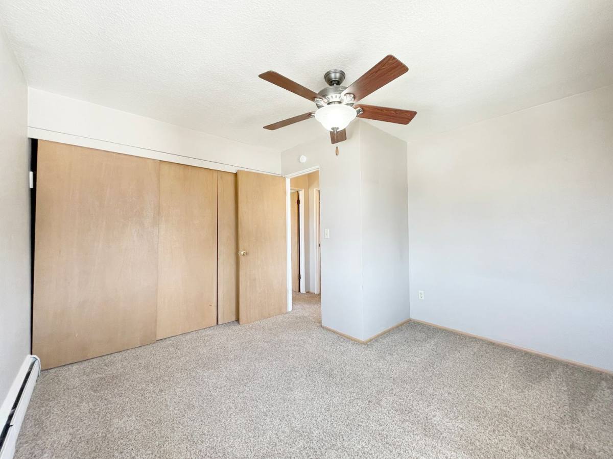 Apartment for rent at 405 11th Ave SW, Minot, ND 58701