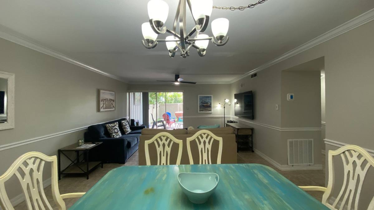 Apartment for rent at 3350 Osprey Ave, Sarasota, FL 34239