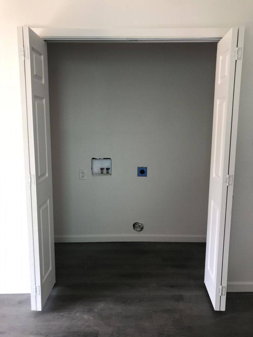 Apartment for rent at 2400, 2402, 2404, 2406 Ross 404 NW, Fort Worth, TX 76164
