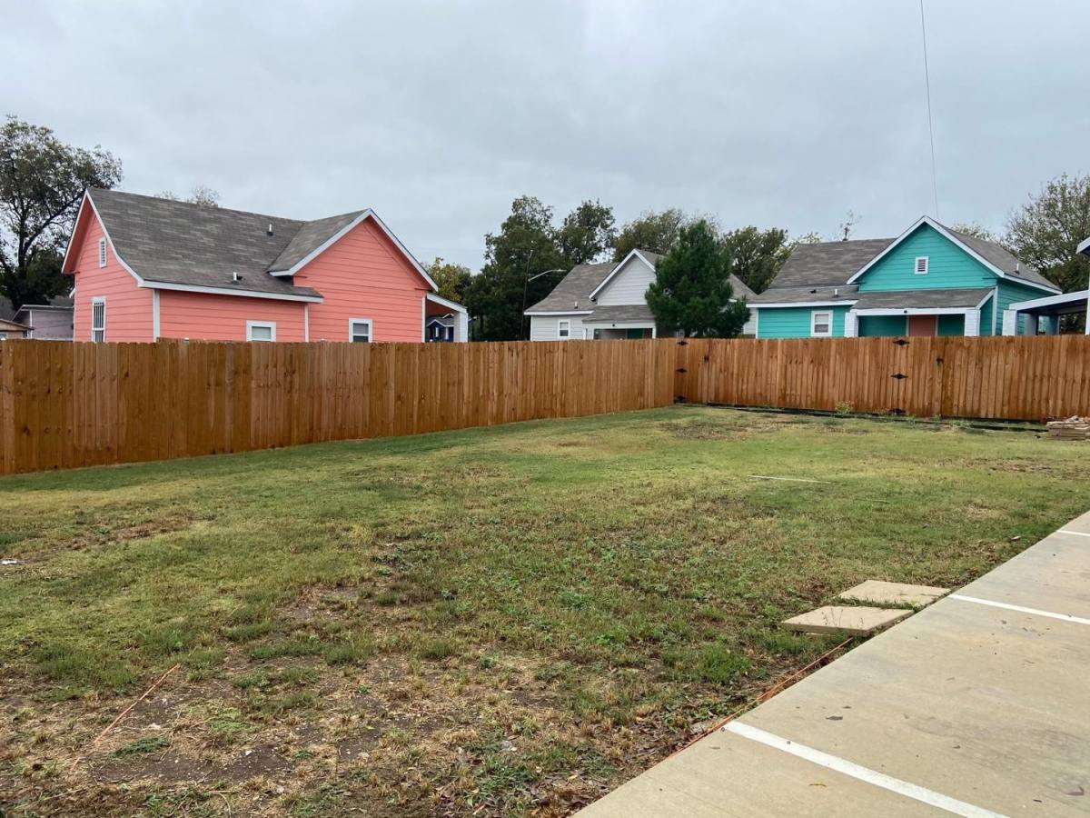 Apartment for rent at 2400, 2402, 2404, 2406 Ross 404 NW, Fort Worth, TX 76164