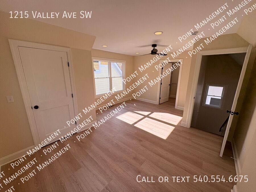 House for rent at 1215 Valley Ave SW, Roanoke, VA 24015