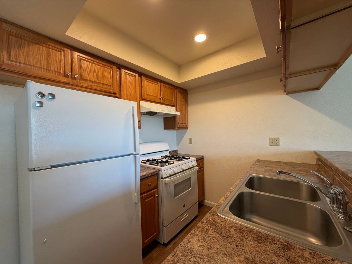Apartment for rent at 408 E Williams St, Barstow, CA 92311