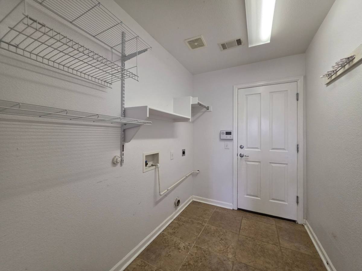 House for rent at 914 Tisbury Parkway, San Antonio, TX 78251