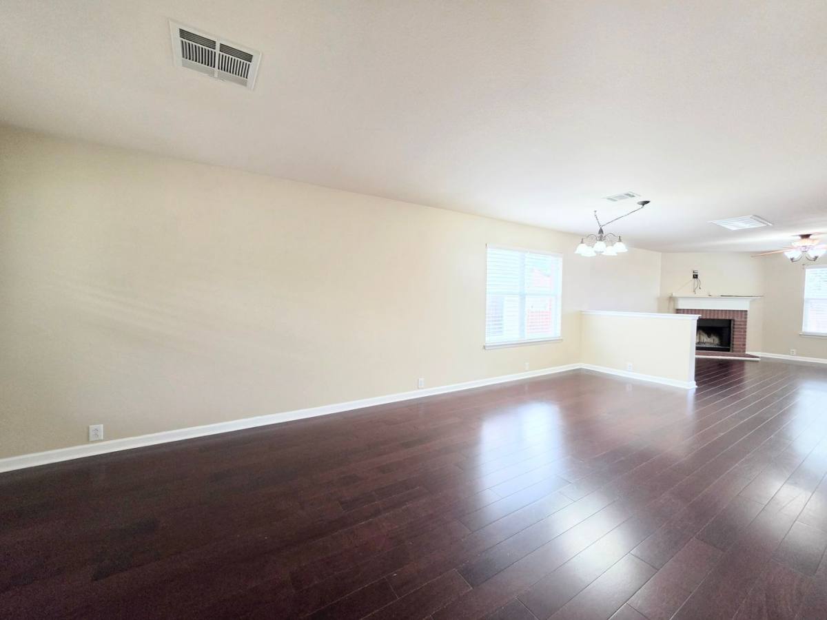 House for rent at 914 Tisbury Parkway, San Antonio, TX 78251