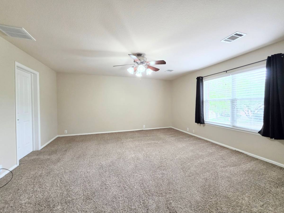 House for rent at 914 Tisbury Parkway, San Antonio, TX 78251