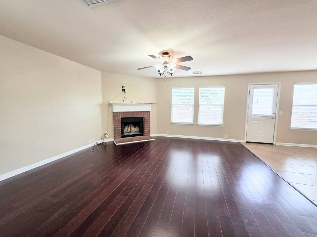 House for rent at 914 Tisbury Parkway, San Antonio, TX 78251