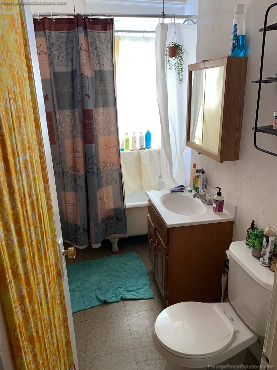 Apartment for rent at 165 Kelton St #33, Allston, MA 02134