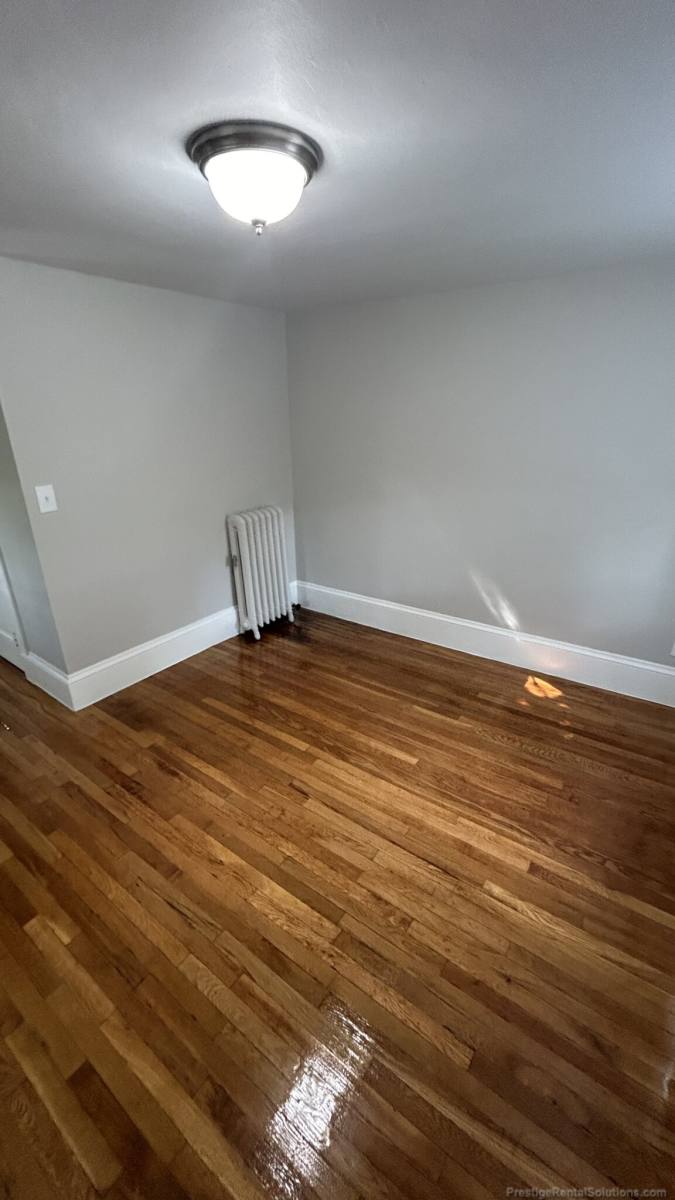 Apartment for rent at 196 Fairmount #8, Hyde Park, MA 02136