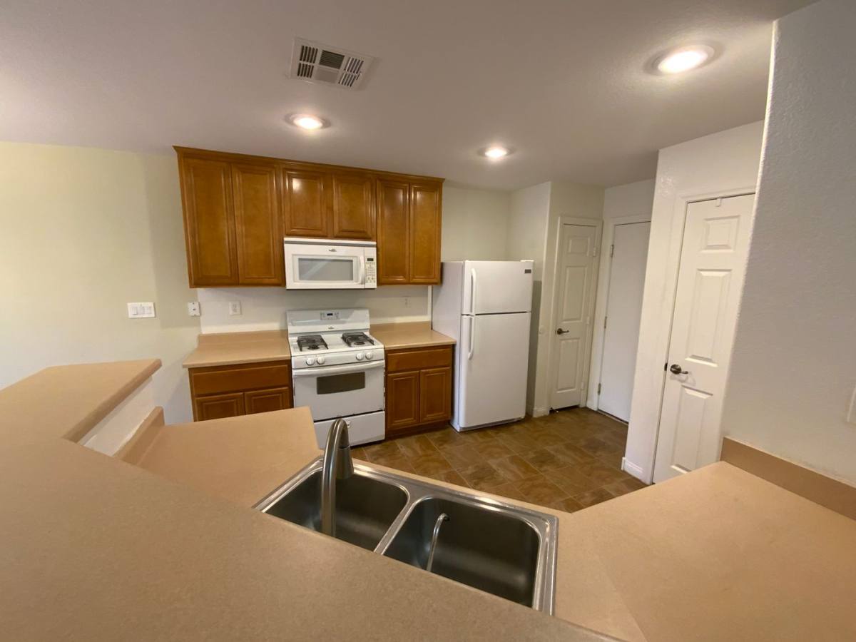 House for rent at 9272 Weeping Water Ave, Las Vegas, NV 89178
