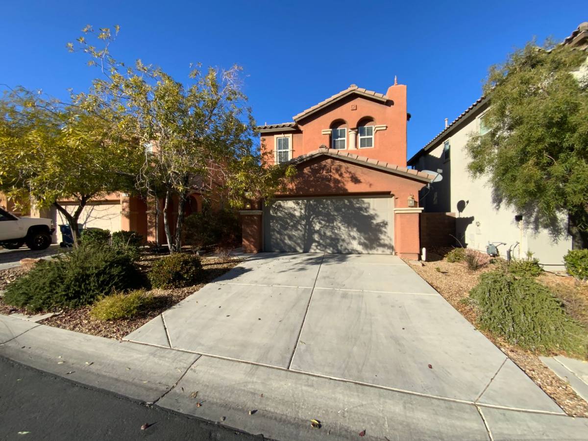 House for rent at 9272 Weeping Water Ave, Las Vegas, NV 89178