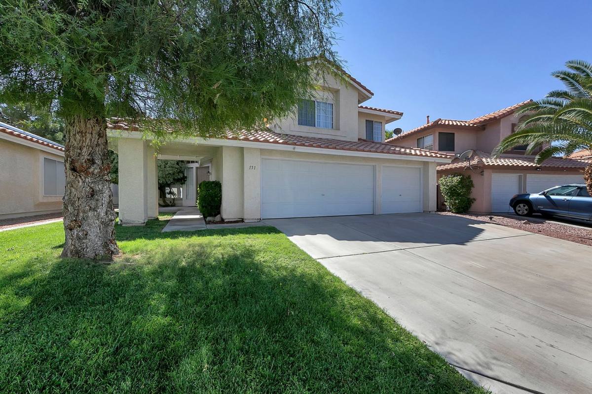 House for rent at 151 Kachina Dr, Henderson, NV 89074
