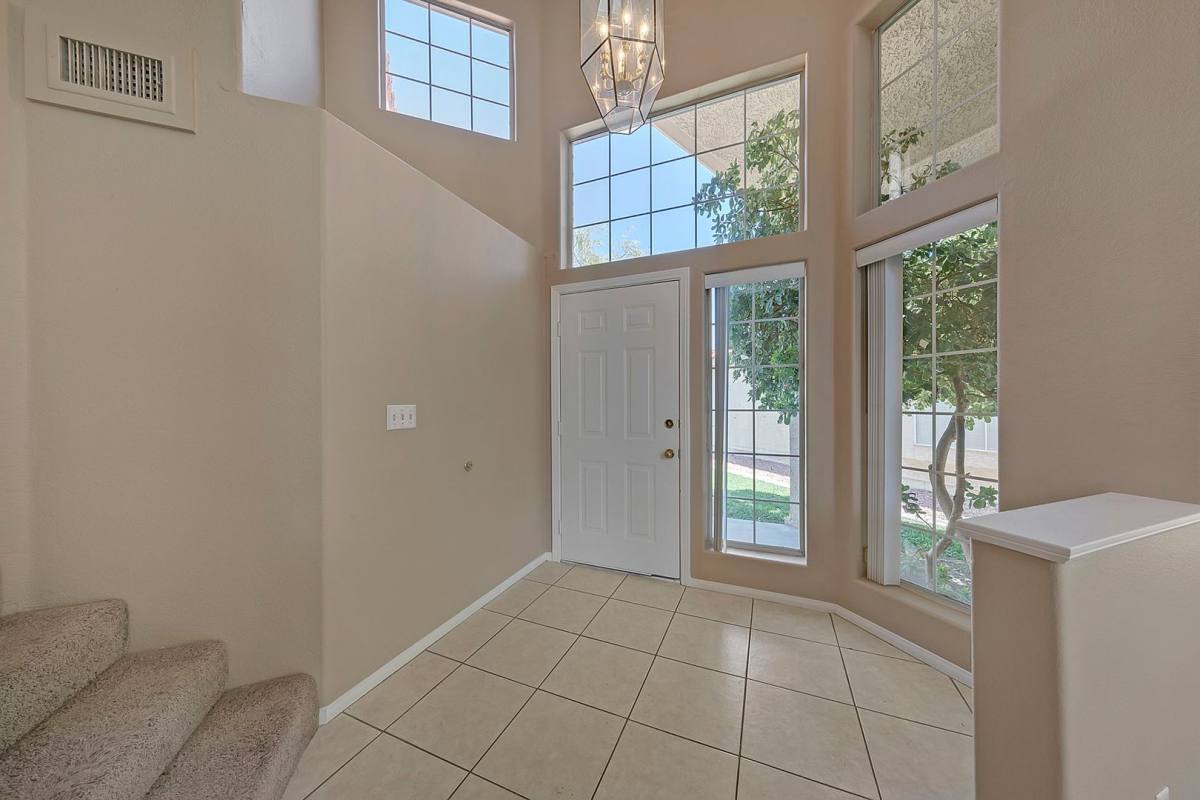 House for rent at 151 Kachina Dr, Henderson, NV 89074